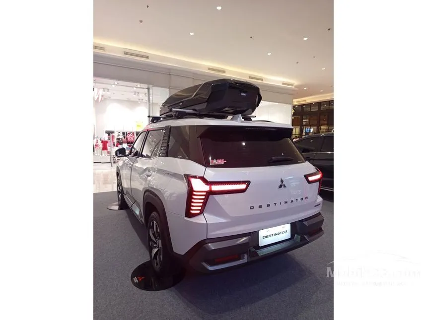 2026 Mitsubishi Destinator Ultimate Premium SUV
