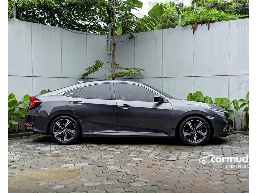 2019 Honda Civic ES Sedan