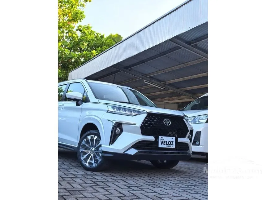2026 Toyota Veloz V HEV (Premium Color) MPV