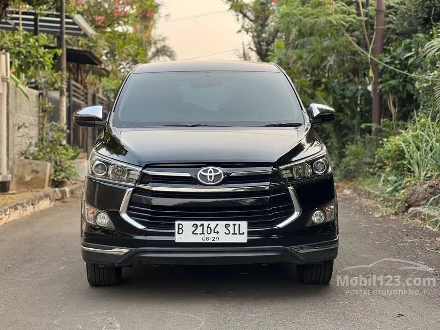 Jual Mobil Toyota Innova Venturer 2019 2.0 di DKI Jakarta Automatic Wagon Hitam Rp 305.000.000