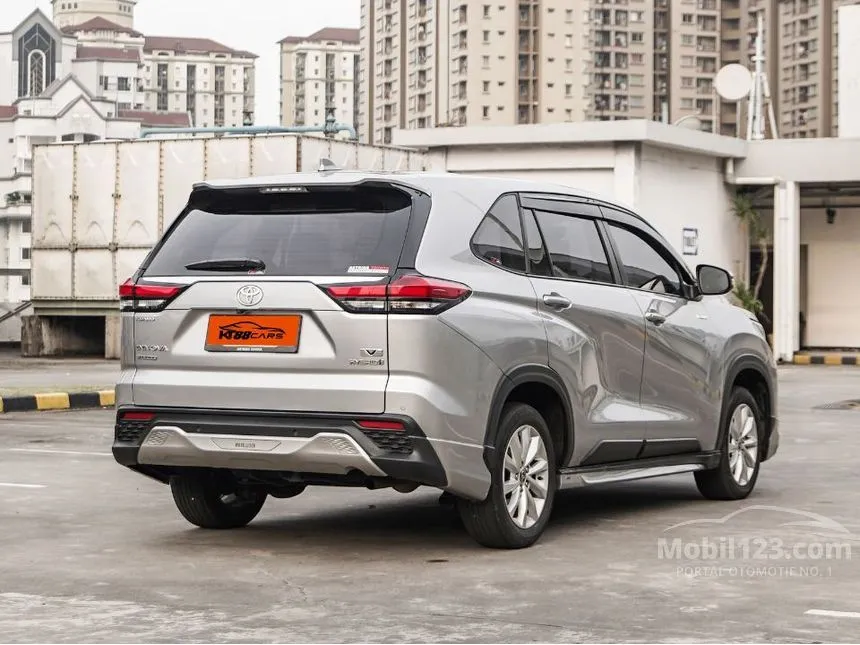 2023 Toyota Kijang Innova Zenix V HV Modellista (Premium Color) MPV