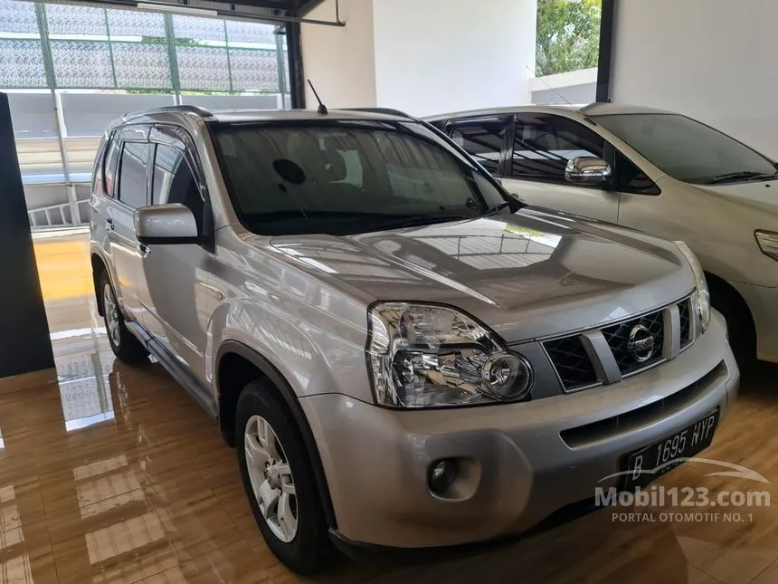 Vendo nissan xtrail. en West Java Automático SUV Silver Rp . . x trail 2009 Vendo nissan xtrail. en West Java Automático SUV Silver Rp . .
