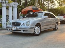 2000 Mercedes-Benz E240 2.4 W210 (ปี 95-03) Elegance Sedan AT