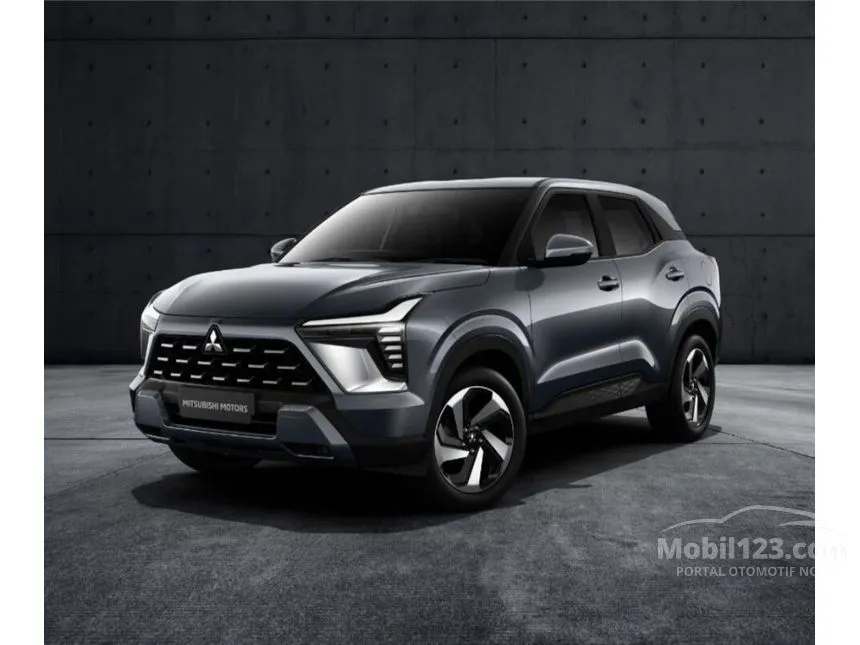 Jual Mobil Mitsubishi XFORCE 2024 Ultimate 1.5 di Jawa Barat Automatic Wagon Abu