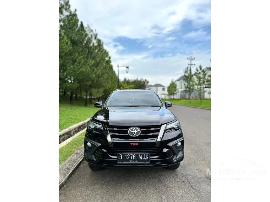 Jual Mobil Toyota Fortuner 2019 VRZ 2.4 di Jawa Tengah Automatic SUV Hitam Rp 415.000.000