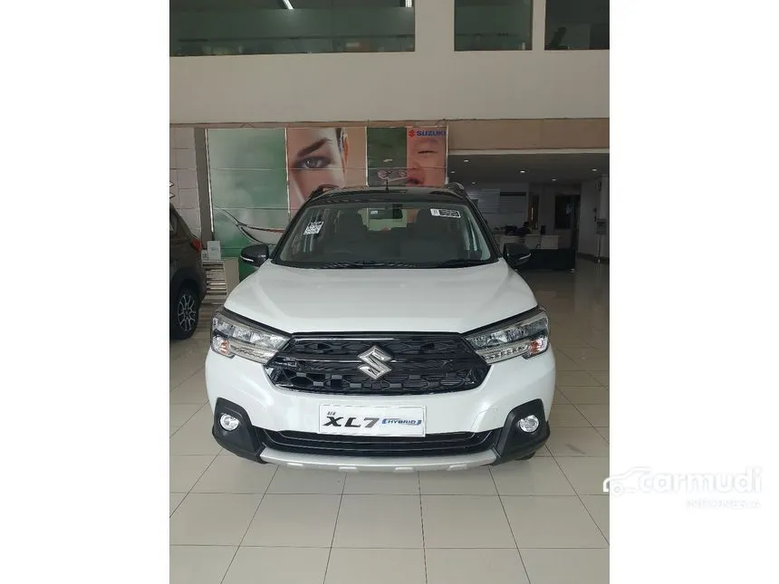 2025 Suzuki XL7 Alpha Hybrid (Two Tone) SUV