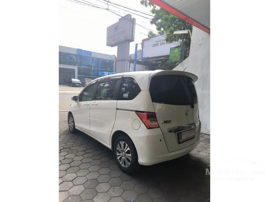 2013 Honda Freed E MPV