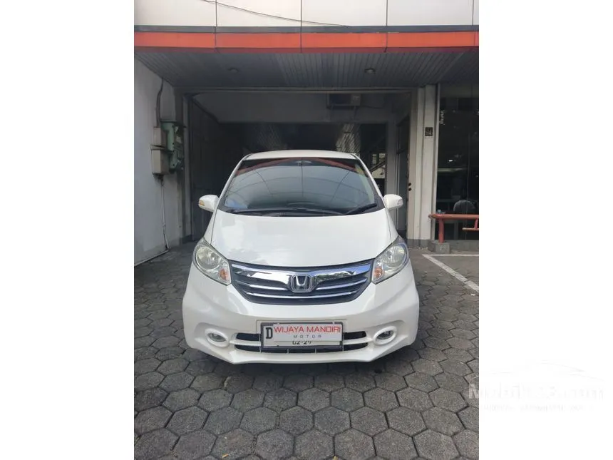 2013 Honda Freed E MPV
