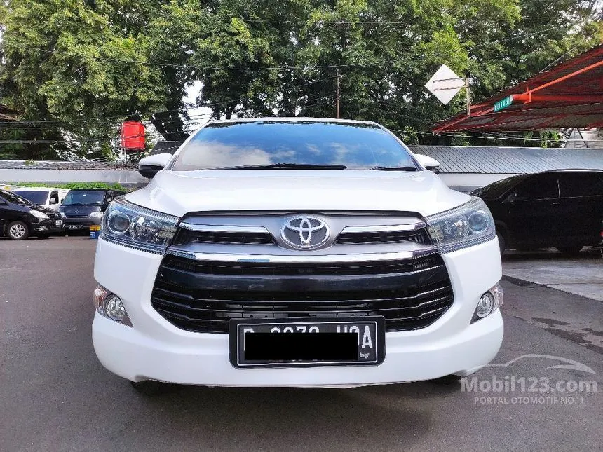 Jual Mobil Toyota Kijang Innova 2019 V 2.4 di DKI Jakarta Automatic MPV Putih Rp 340.000.000