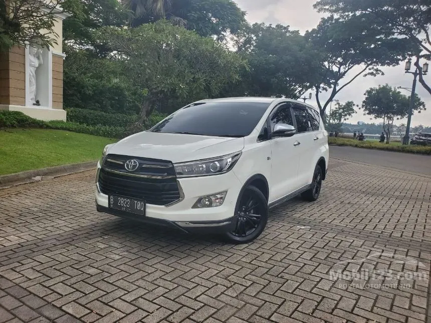Jual Mobil Toyota Innova Venturer 2017 2.0 di Banten Automatic Wagon Putih Rp 260.000.000