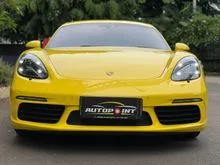 2017 Porsche 718 2.0 Cayman Coupe