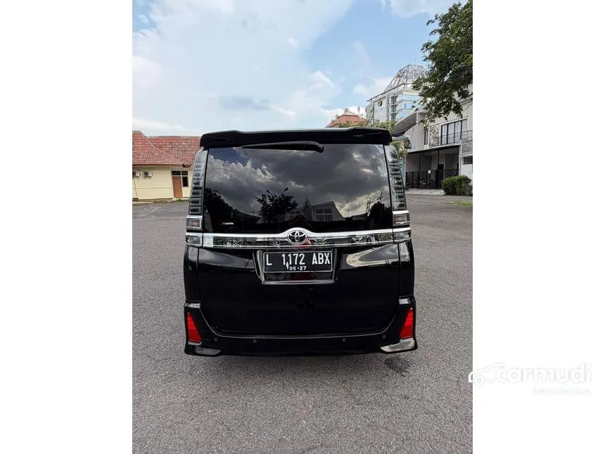 2018 Toyota Voxy MPV