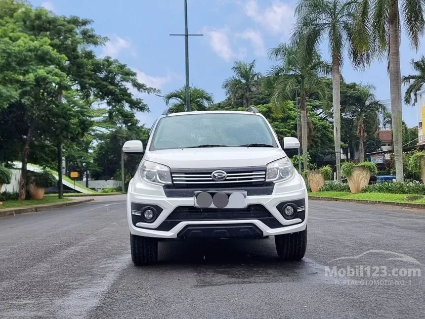 Jual Mobil Daihatsu Terios 2017 ADVENTURE R 1.5 di Banten Manual SUV Putih Rp 157.000.000