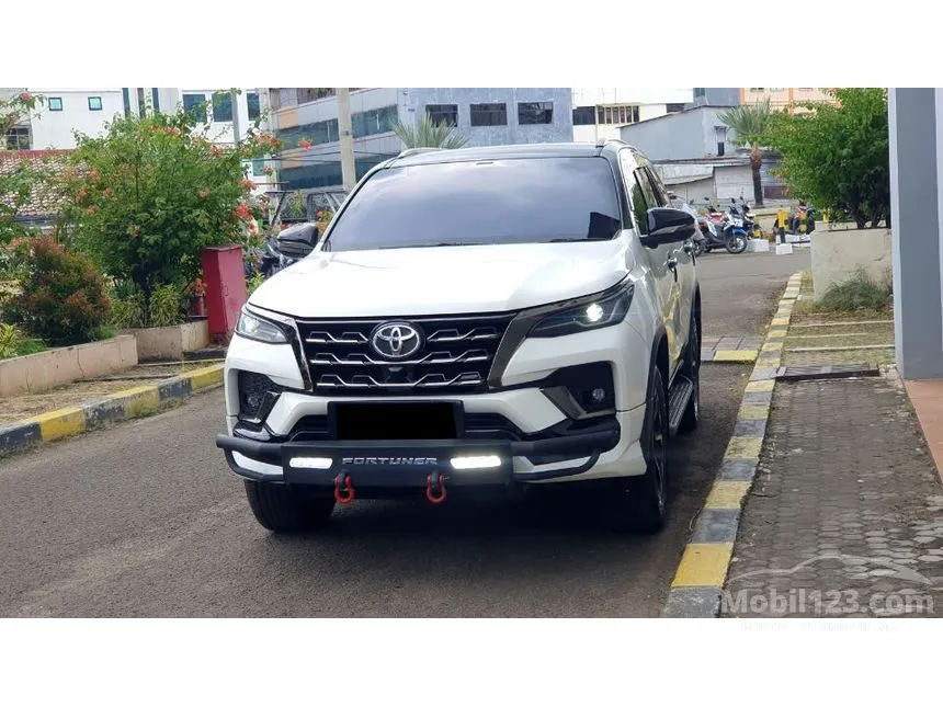 2022 Toyota Fortuner SRZ GR SPORT 4X2 SUV