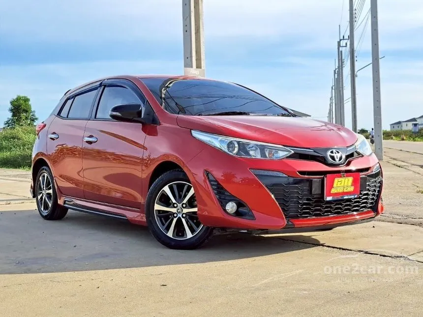 2019 Toyota YARIS G Hatchback