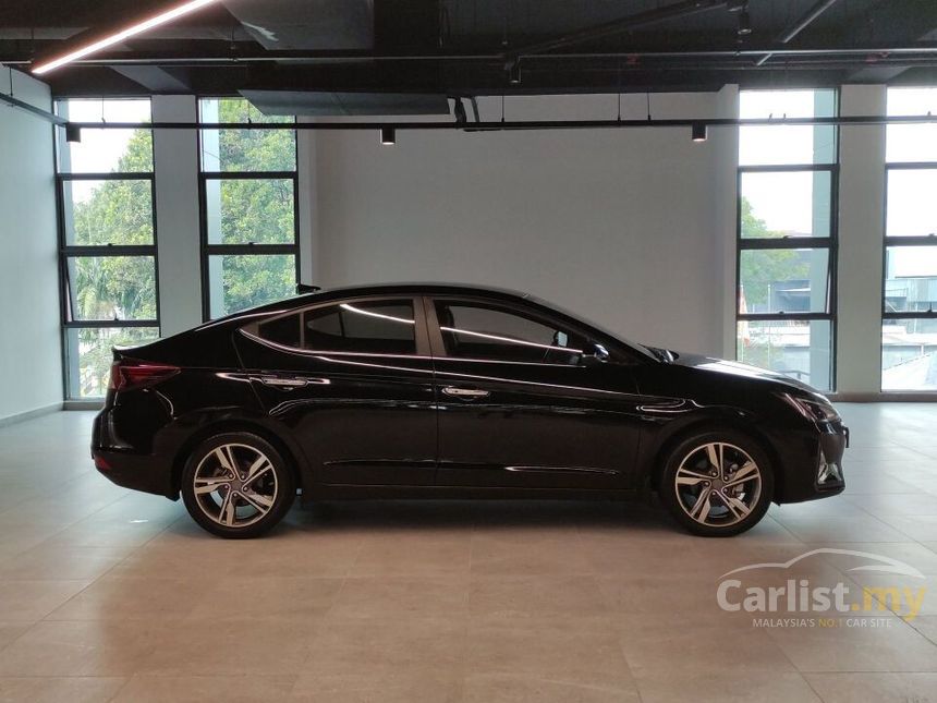 Hyundai Elantra 2019 Executive 2.0 in Selangor Automatic Sedan Black