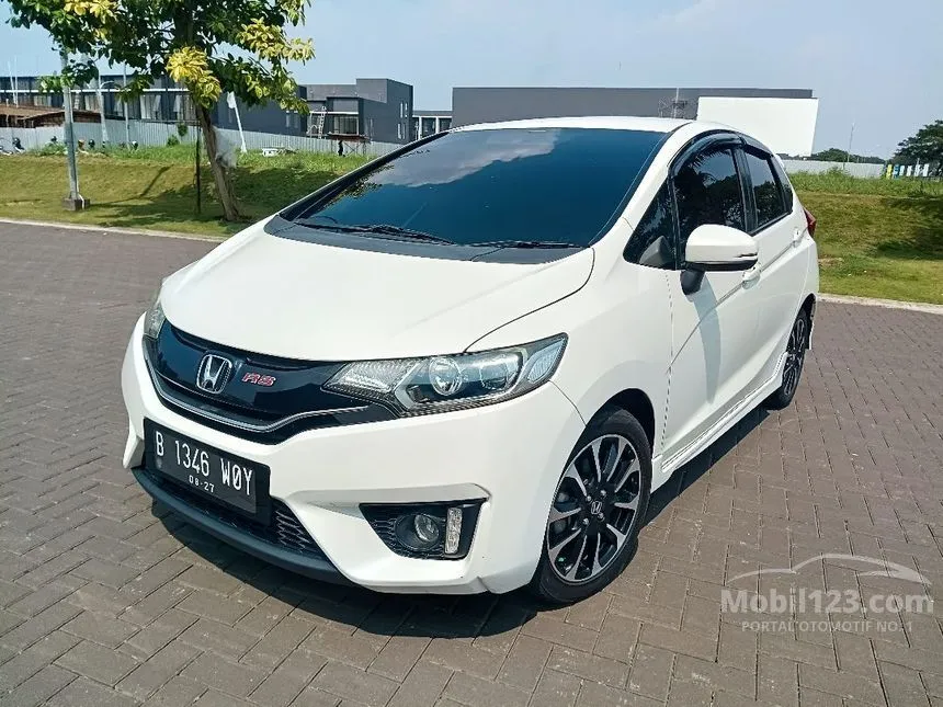 Jual Mobil Honda Jazz 2017 RS 1.5 di DKI Jakarta Automatic Hatchback Putih Rp 195.900.000