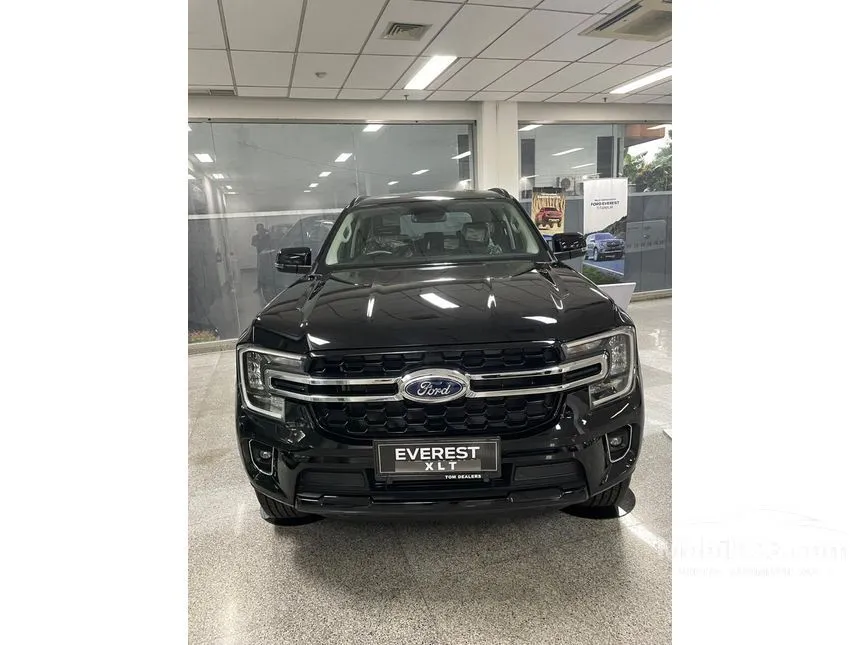Jual Mobil Ford Everest 2024 XLT 2.0 di DKI Jakarta Automatic SUV Hitam Rp 827.000.000