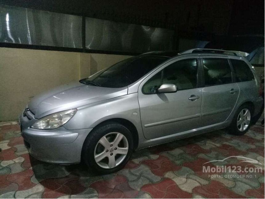 Jual Mobil Peugeot 307 2004 SW 2.0 di DKI Jakarta 