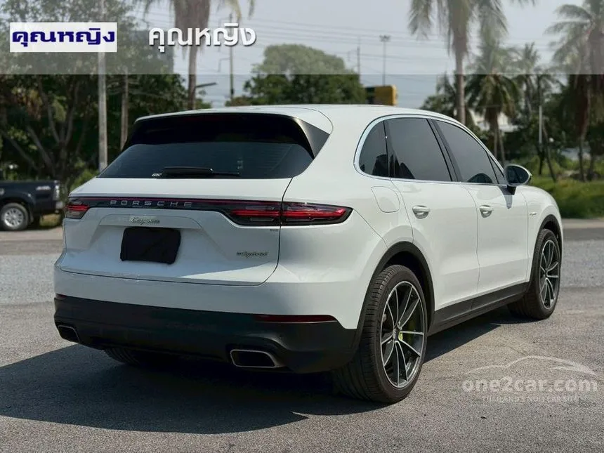 2018 Porsche CAYENNE E-Hybrid SUV