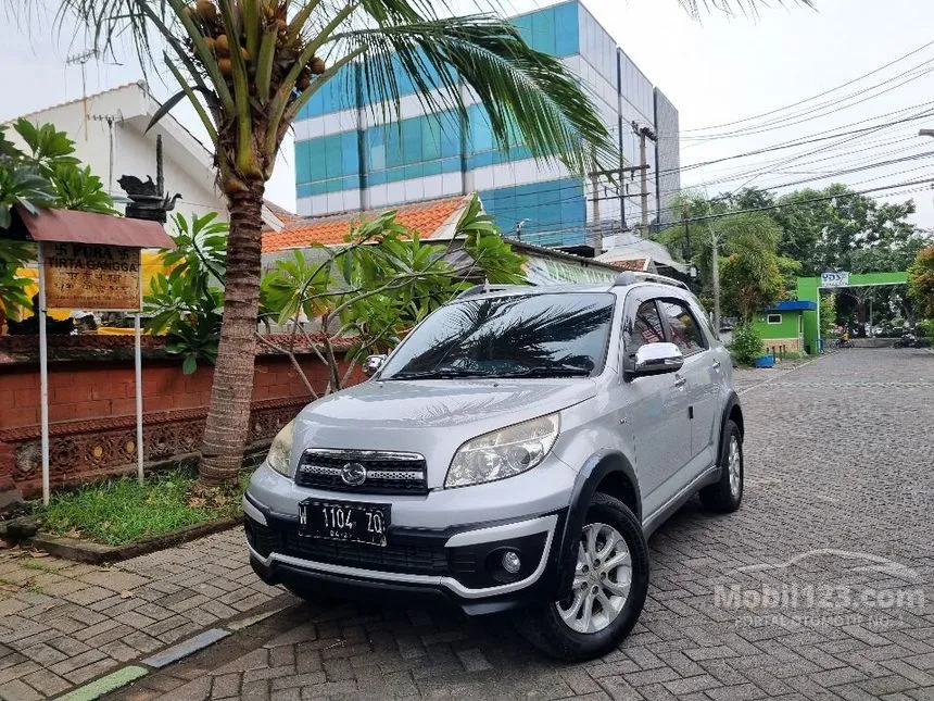 Jual Mobil Daihatsu Terios 2015 TX 1.5 di Jawa Timur Manual SUV Silver Rp 145.000.000