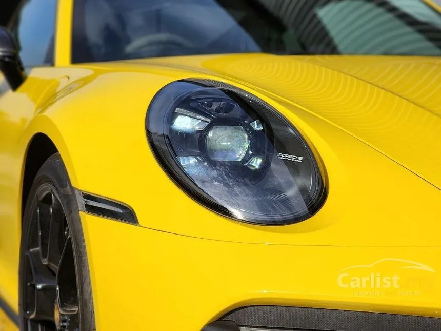 2021 Porsche 911 Turbo S Coupe