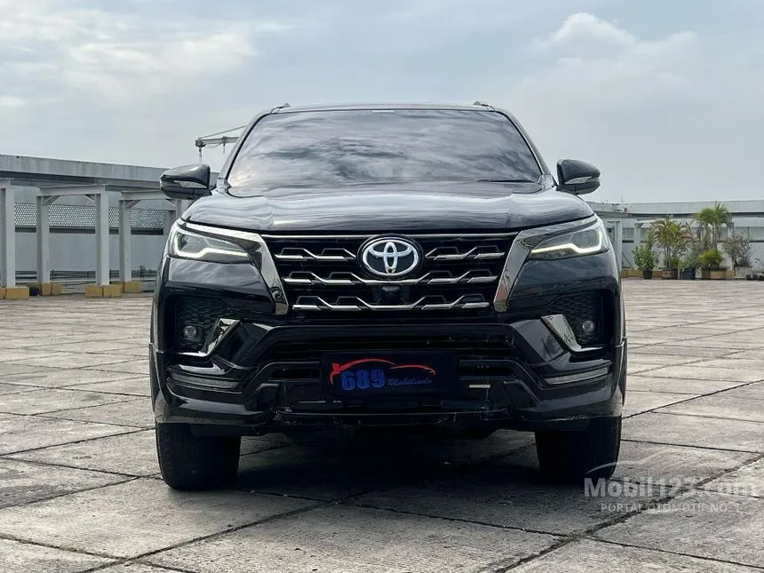 Jual Mobil Toyota Fortuner 2021 VRZ GR SPORT 4X2 2.4 di DKI Jakarta Automatic SUV Hitam Rp 455.000.000