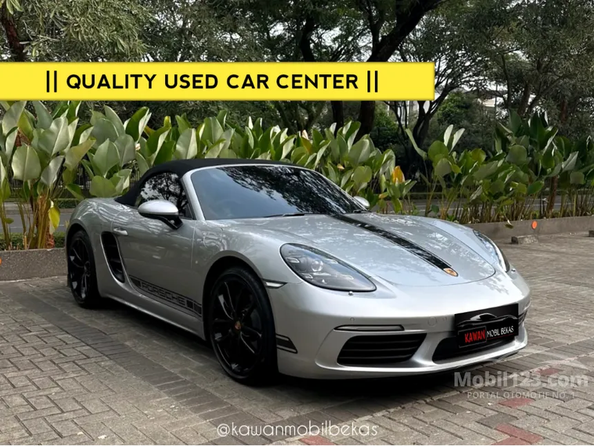 2025 Porsche 718 Boxster Convertible