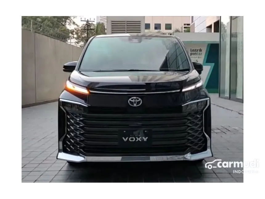 Jual Mobil Toyota Voxy 2024 2.0 di DKI Jakarta Automatic Van Wagon Hitam Rp 600.600.000