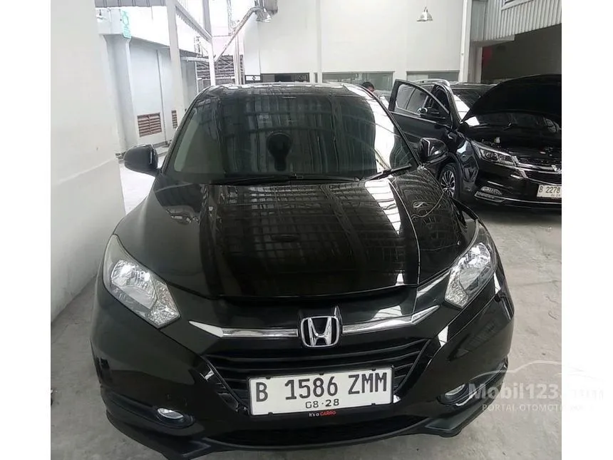 Jual Mobil Honda HR