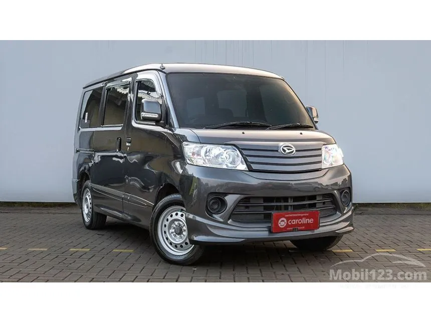 Jual Mobil Daihatsu Luxio 2023 D 1.5 di Jawa Barat Manual MPV Hitam Rp 187.000.000
