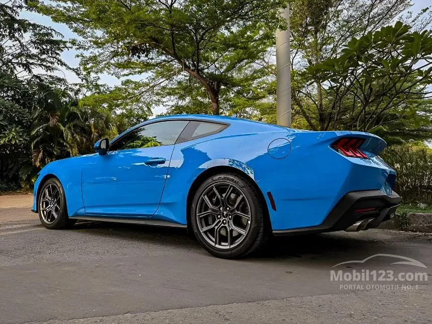 2025 Ford Mustang EcoBoost Fastback