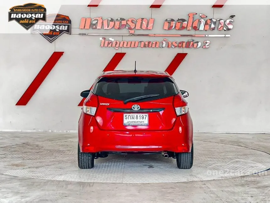 2016 Toyota YARIS J Hatchback