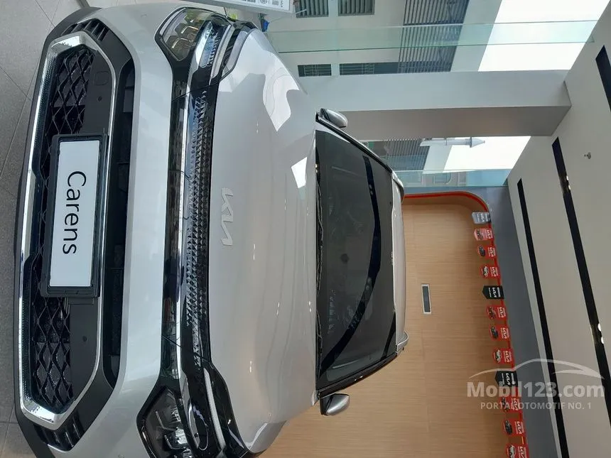 Jual Mobil KIA Carens 2024 Premiere 1.5 di DKI Jakarta Automatic MPV Silver Rp 35.000.000