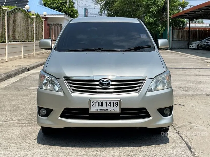 2013 Toyota INNOVA G Wagon
