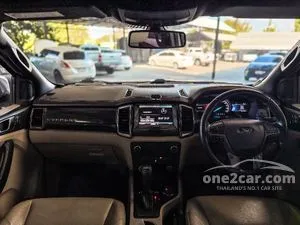 2016 Ford EVEREST 3.2 Titanium SUV