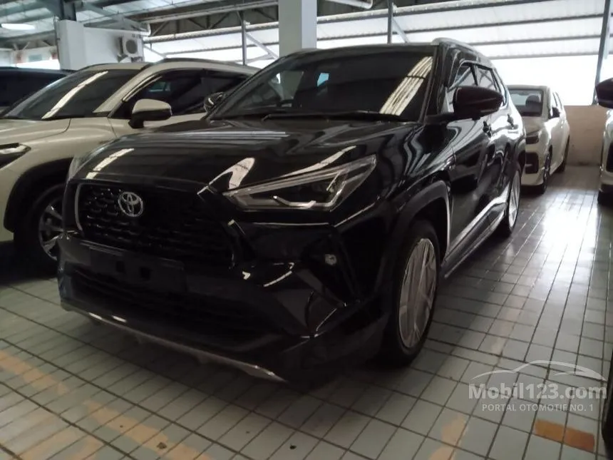 Jual Mobil Toyota Yaris Cross 2023 S HEV GR Parts Aero Package 1.5 di Jawa Barat Automatic Wagon Hitam Rp 409.950.000