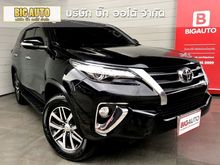 2017 Toyota Fortuner 2.4 (ปี 15-18) V SUV AT