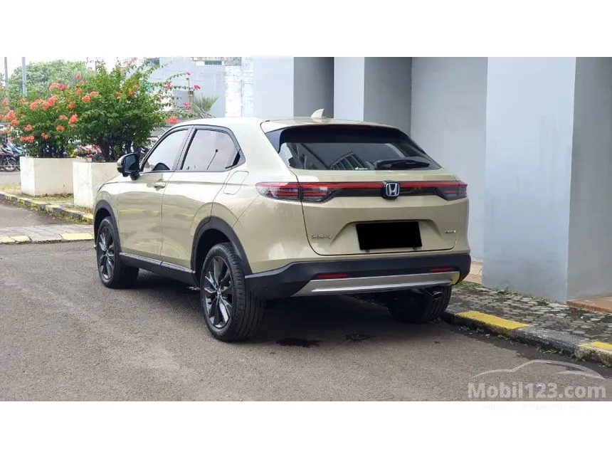 2025 Honda HR-V e:HEV SUV