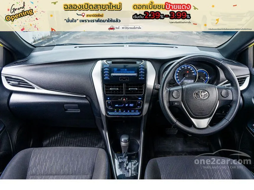 2018 Toyota YARIS G Hatchback
