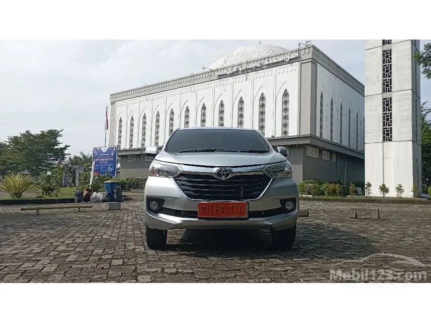 Jual Mobil Toyota Avanza 2018 E 1.3 di Jawa Barat Automatic MPV Silver Rp 145.000.000