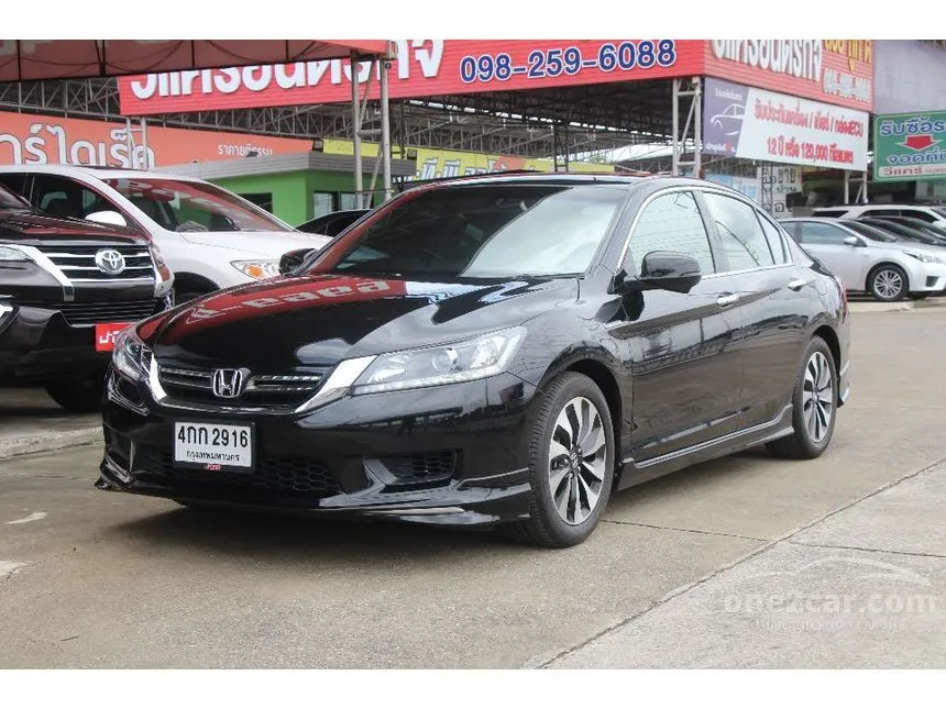 2015 Honda Accord Hybrid i-VTEC Sedan