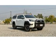 2022 Toyota HILUX REVO 2.4 Double Cab Prerunner Mid Pickup