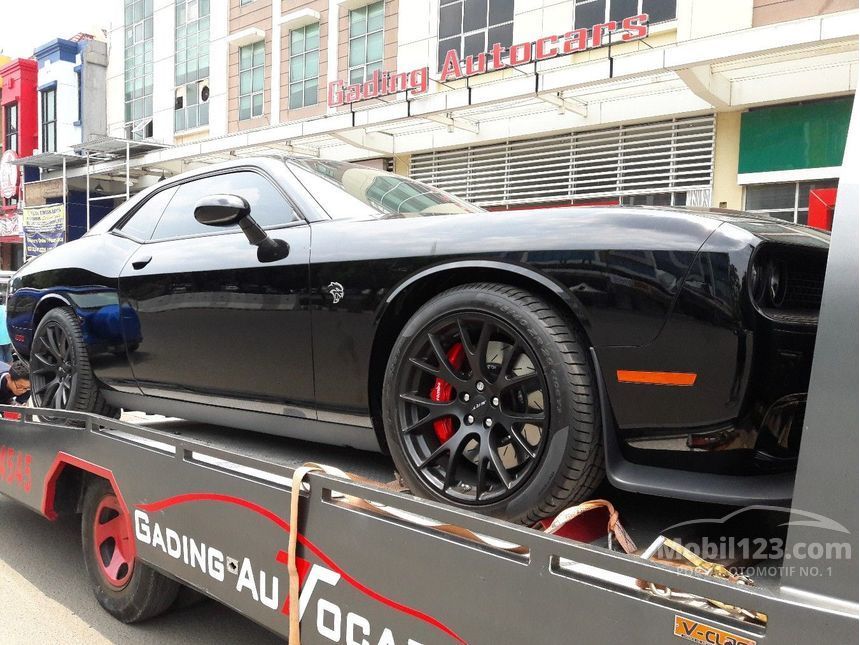 Jual Mobil Dodge Challenger SRT 2017 HELLCAT 6.2 di DKI 