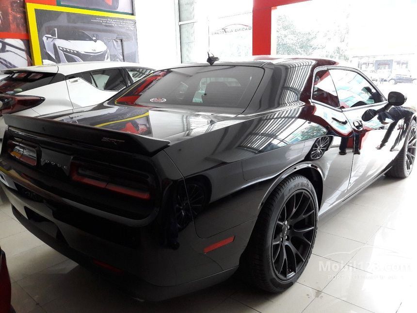 Jual Mobil Dodge Challenger SRT 2017 HELLCAT 6.2 di DKI 