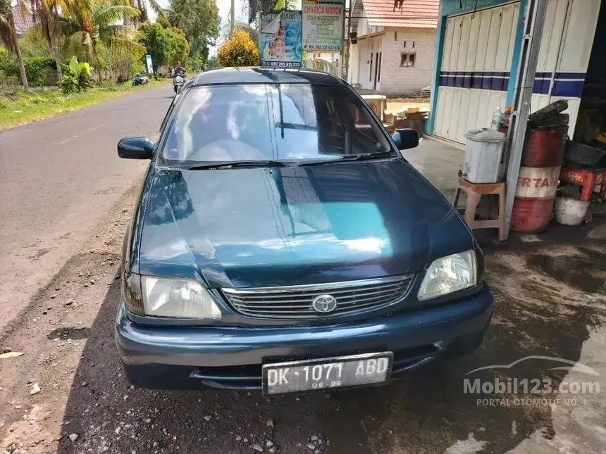 Jual Mobil Toyota Soluna 2001 GLi 1.5 di Jawa Timur Manual Sedan Hijau Rp 30.000.000