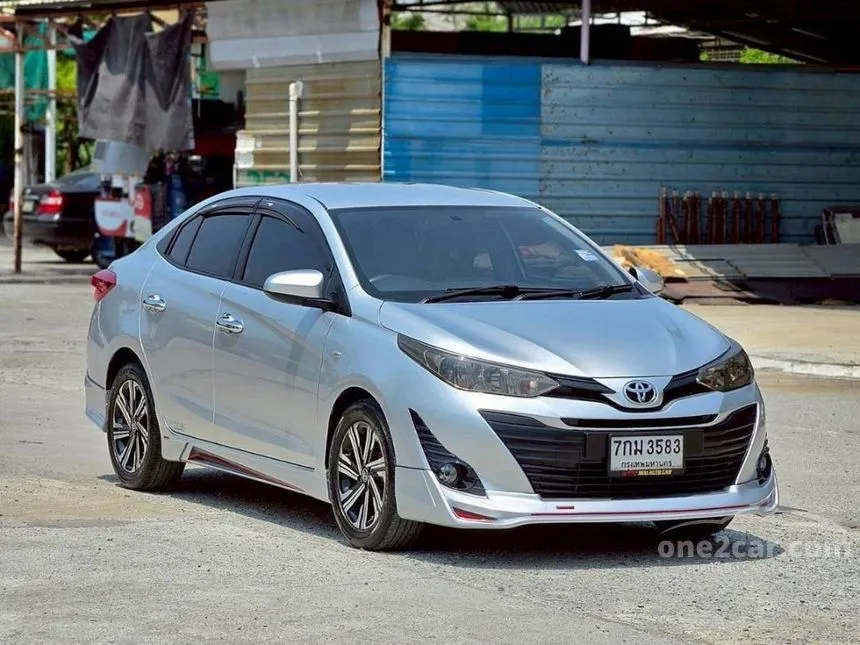 2018 Toyota Yaris Ativ S Sedan