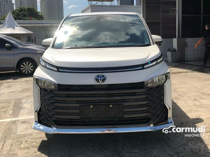 2023 Toyota Voxy Van Wagon