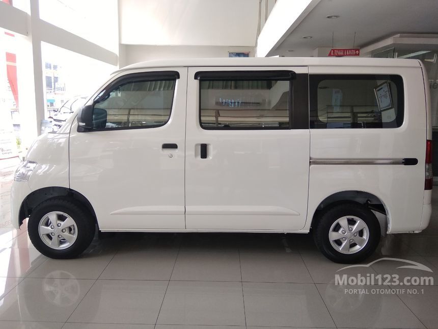 Jual Mobil  Daihatsu Gran  Max  2021 D 1 3 di Jawa  Barat  