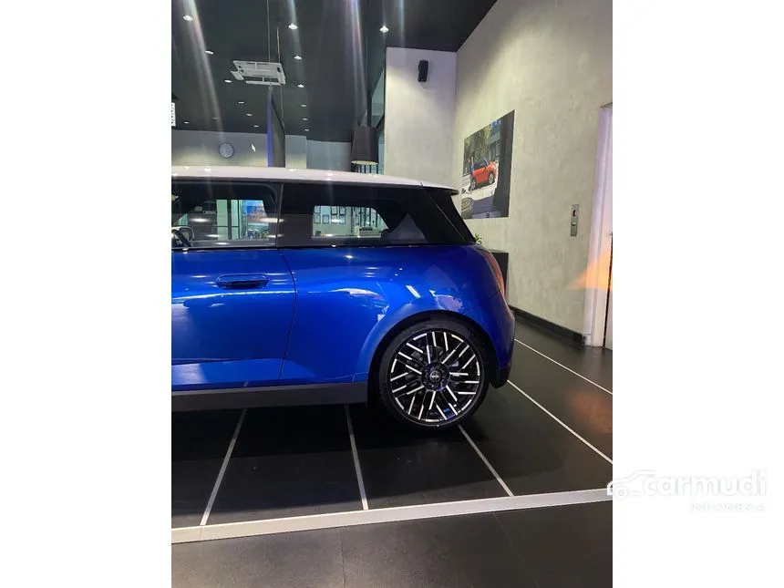 2024 MINI Cooper S Electric Level 3 Hatchback